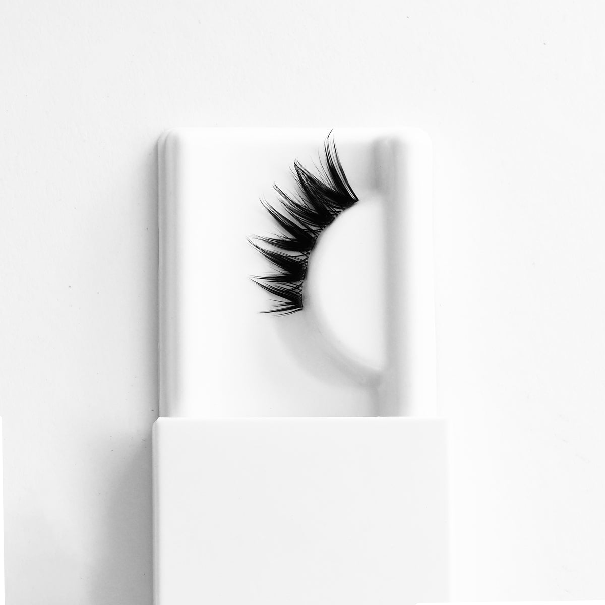 half strip lashes for makeup artists wholesale