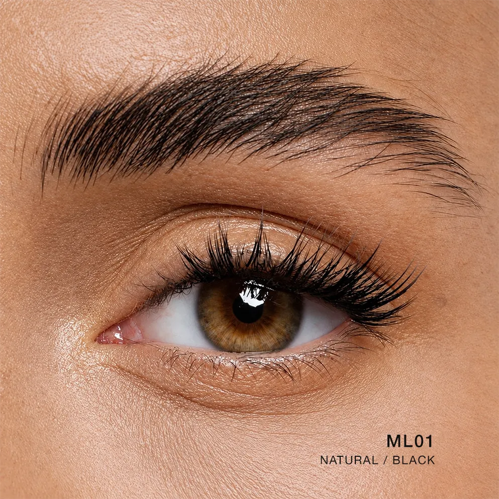 individual wispy lash clusters